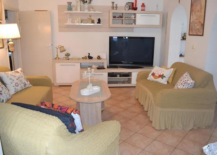 Marija Apartman Srima