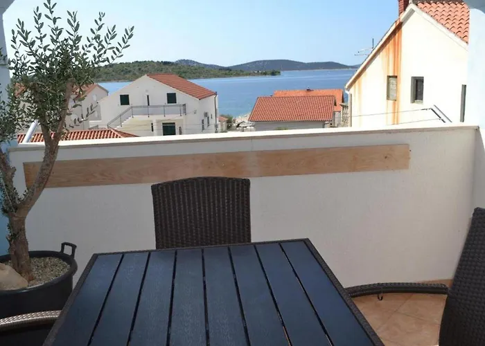 Marija Apartman Srima